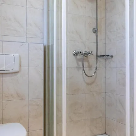 شقة International House Studio-apartment Zw 6 *